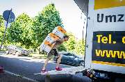 Hoffmann Umzugsfachspedition GmbH Frankfurt - Beladung LKW