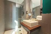 Holiday Inn - the Niu, Bricks Hamburg Eppendorf by IHG - GALLERY