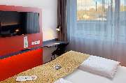 Holiday Inn - the niu, Form Stuttgart Feuerbach by IHG - GALLERY