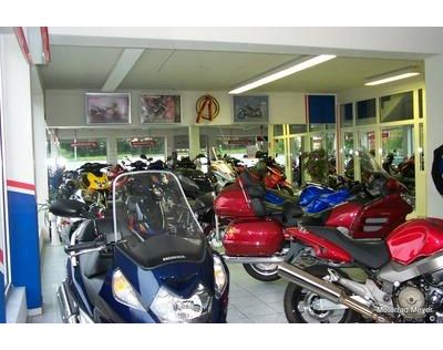 HONDA MOTORRAD MEYER GMBH - GALLERY