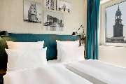 Hotel Motel One Hamburg Am Michel - Hotel Motel One Hamburg Am Michel - Room