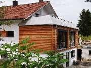 Hubert Bader Holzbau GmbH - Bei diesem Objekt wurde das bestehende Haus komplett saniert und ein zweistöckiger Anbau angeschlossen.