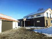 Hubert Bader Holzbau GmbH - Oft werden die Mehrkosten für die Erfüllung der KFW-Förderkritierien von den Zuschüssen der Förderung aufgewogen.