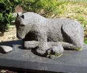 Hundhausen GbR - Grabmale - Skulptur auf einer Grabplatte