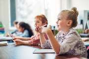 IGL Lerntherapie - LERNTHERAPIE
WIE ERREICHT MEIN KIND SICHERHEIT & MOTIVATION, UM SCHULE/AUSBILDUNG ERFOLGREICH ZU MEISTERN ?
Schulischer Erfolg ist keine Frage der Intelligenz. Viel bedeutender sind die richtigen Lern- und Arbeitsmethoden, um das im Unt