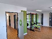 Im Fokus! Physiotherapie - Trainingsraum_Powerrack_Seilzüge.jpg