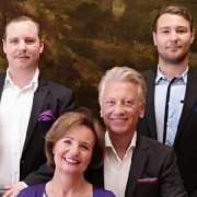 Inside Immobilienservice Frankfurt am Main
Familie Peter-Schütter 