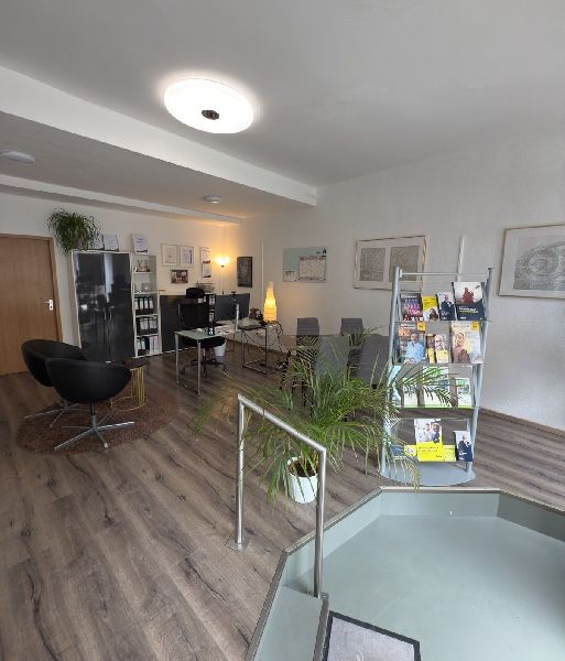 INTER Versicherungsgruppe Emanuele Castore - Innen …