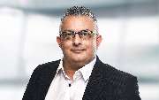 Itzehoer Versicherungen: Reza Navazeshi - GALLERY