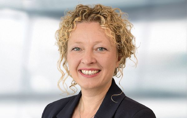 Itzehoer Versicherungen: Simone Jansen - GALLERY