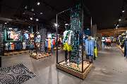 Jack Wolfskin Store - GALLERY