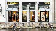 Jack Wolfskin Store - GALLERY