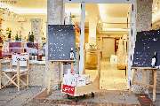 Jacques’ Wein-Depot Emden - GALLERY