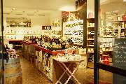 Jacques’ Wein-Depot Kiel-Blücherplatz - GALLERY
