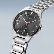 Juwelier Szenario Uhren Schmuck Accessoires - GALLERY
