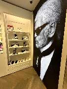 KARL LAGERFELD Outlet - GALLERY