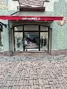 KARL LAGERFELD Outlet - GALLERY
