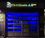 Kfz-Prüfstelle Berlin-Lichtenberg | FSP-Prüfstelle | Partner des TÜV Rheinland - FSP-Prüfstelle Berlin-Lichtenberg – Außenansicht bei Nacht 02