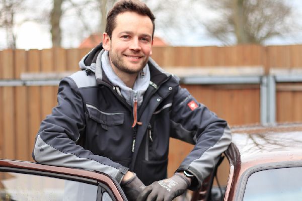 KFZ Sachverständiger Nico Lüth - 1