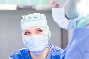 Klinik für Orthopädie und Unfallchirurgie im Franziskus-Hospital Harderberg - Niels Stensen Kliniken - Orthopädie im OP