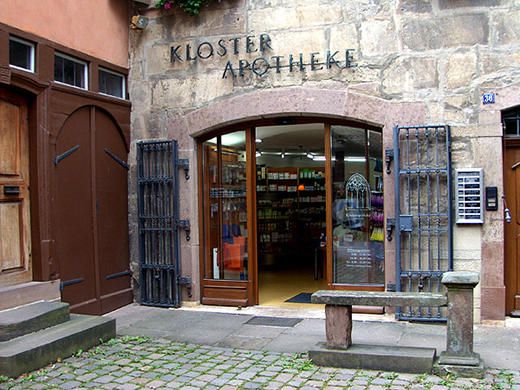 Kloster-Apotheke - Aussenansicht der Kloster-Apoth …