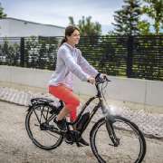 Köhne, Kulle & Kollegen Rechtsanwaltsgesellschaft mbH - München - Vorsicht beim Betreten eines Geh-/Radweges als Fußgänger - Kanzlei Köhne, Kulle & Kollegen München
