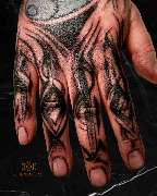 Körperkunst Tattoo & Piercing - 6