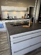 KüchenEXPERTE - Dekton Arbeitsplatte im Küchenstudio