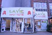 La Vie Apotheke - Aussenansicht der La Vie Apotheke