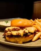 Labyrinth Aachen Bar & Kitchen - GALLERY