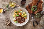 Landhausküche. Essen auf Rädern von apetito. - GALLERY
