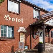 Das Landhotel Prignitzer Hof verfügt über 30 modern eingerichtete Zimmer mit DU/WC  , Flachbild-TV, Schreibtisch  ,W-Lan.

