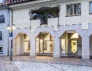 Lars Lehmann – Fotostudio Tettnang - Fotostudio Außenansicht - unter den Arkaden