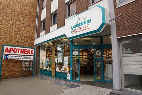 Laurentius-Apotheke - Aussenansicht der Laurentius …