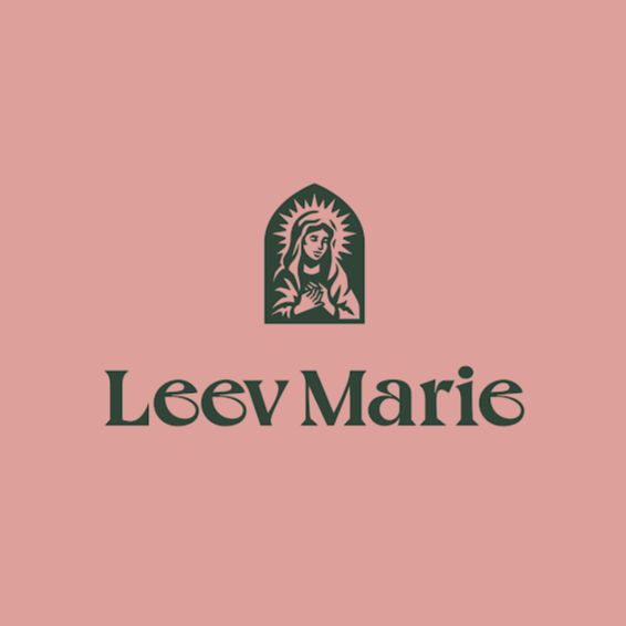 Leev Marie - Leev Marie Logo mit Schrift