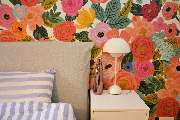 LeifSteil Berlin - In diesem gemütlichen Schlafzimmer lädt das Boxspringbett zum Einkuscheln ein.