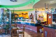 Leo's Schlemmer Café - GALLERY