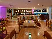 LES CRÉATEURS 
Bar - Restaurant - Garden - GALLERY