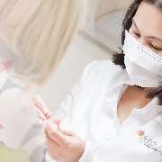 LeVida Kosmetik-Institut: Hand- und Fußpflege: Maniküre, Pediküre, Nagelmodellage und -pflege, Spezielle Fußpflege, Nagelkorrektur, auch Sonderfälle