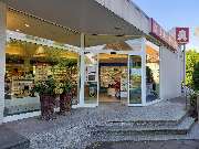 Linden-Apotheke - Aussenansicht der Linden-Apotheke