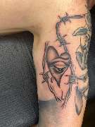 Line Tattoo & Piercing Heilbronn - 33