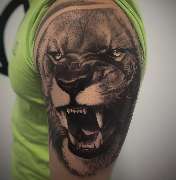 Line Tattoo & Piercing Heilbronn - 81