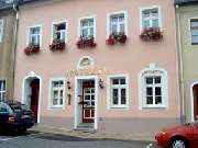 Löwen-Apotheke - Aussenansicht der Löwen-Apotheke