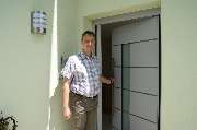 Logopädie Martin Welker - Eingangsbereich mit Therapeut