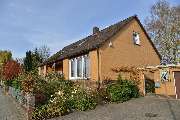 Lohmeyer Bestattungsinstitut Inh. Frank Albrecht-Lübbe - Lohmeyer Bestattungsinstitut
Mühlenweg 18 · 31860 Emmerthal