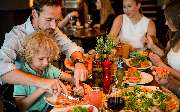 L'Osteria Hürth - L Osteria gemeinsames Essen mit der Familie