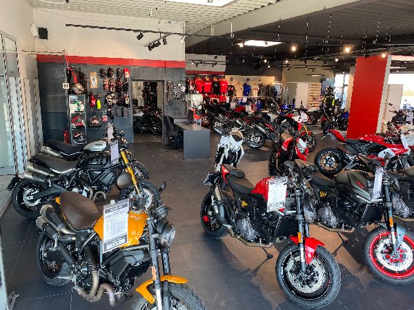 M.A.D. Motorräder - GALLERY
