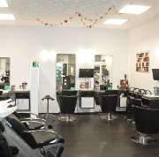 Salon - M-Friseurhaus, Hameln