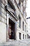M.M.Warburg & CO - GALLERY