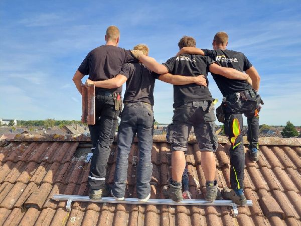 März Dach und Photovoltaik UG - März Dach & Photov …